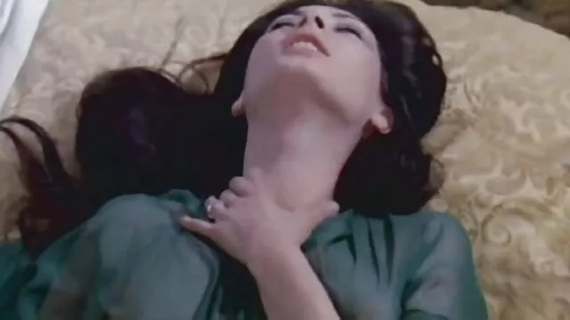 कोई पंजीकरण Porno  खूबसूरत श्यामला बेब ईवा लोविया के साथ बीएफ सेक्सी फिल्में मूवी रसोई बकवास